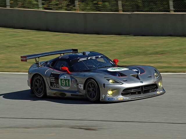 SRT viper 2013 race car.